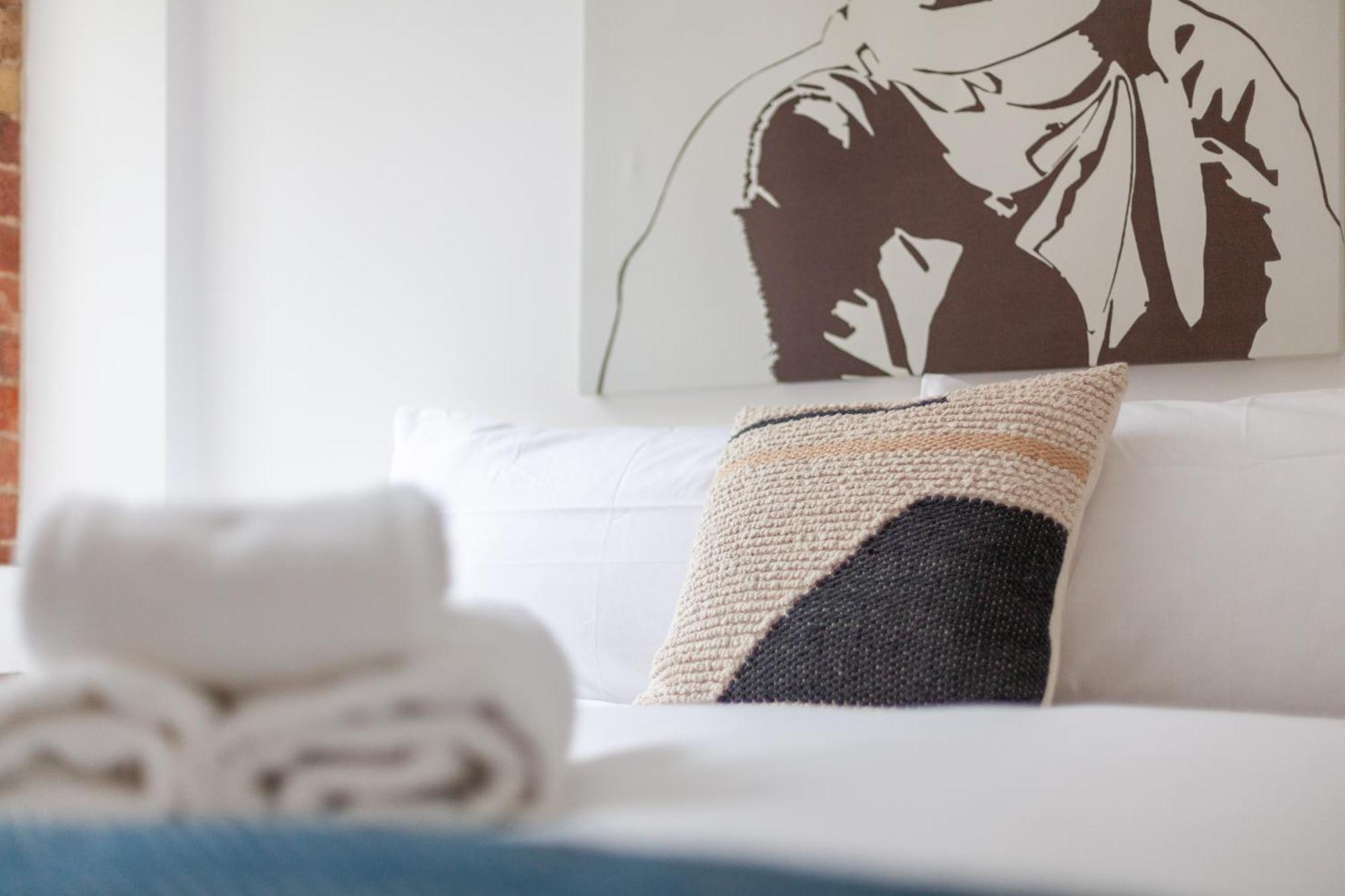 Elegance & Chic Design - 2-bedroom Haven Appartamento Londra