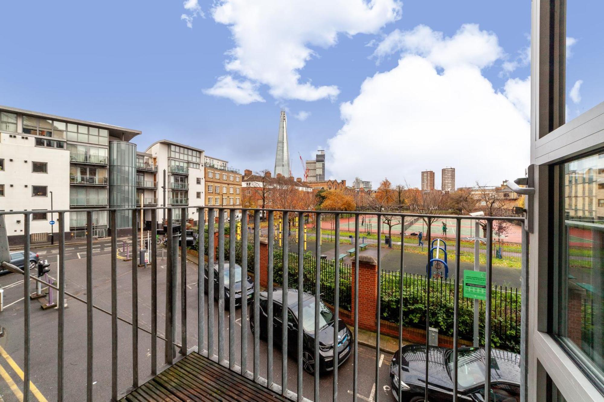 Elegance & Chic Design - 2-bedroom Haven Apartament *